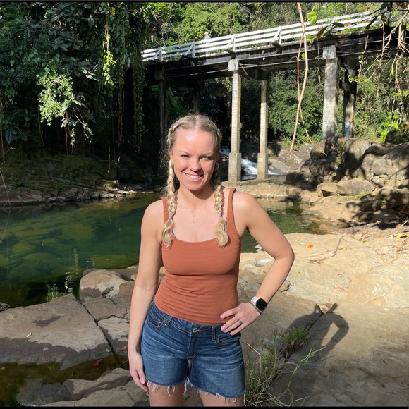 Meet your Posher, Sereena - Picture 15 of 15